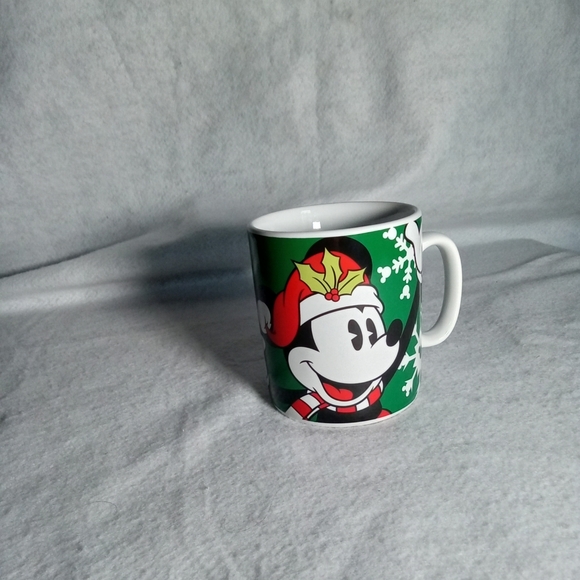 Mickey Mouse christmas mug - Picture 1 of 4
